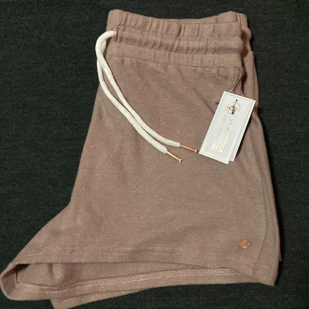 NWT Volcom lived in lounge lil fleece shorts